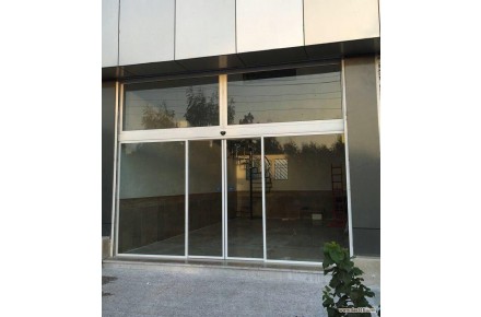 درب شیشه ای - 3