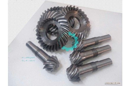 صنایع دنده تبریز،طراحی و ساخت انواع چرخدنده های مخروطی ساده و مارپیچ و بازسازی انواع گیربکس - 2