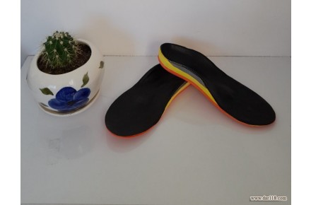 مرکز ارتوپدی فنی دادمهر،ساخت و طراحی انواع کفی وکفش های ارتوپدی و دیابتی،ساخت و ارائه انواع کمربند های طبی - 1