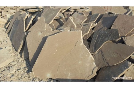 اجرای سنگ لاشه سنگ مالون سنگ نما رشیدی در تهران دماوند  - 1