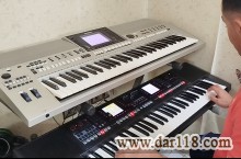 دو دستگاه کیبورد ارگ رولند EA7 و یاماها OR700